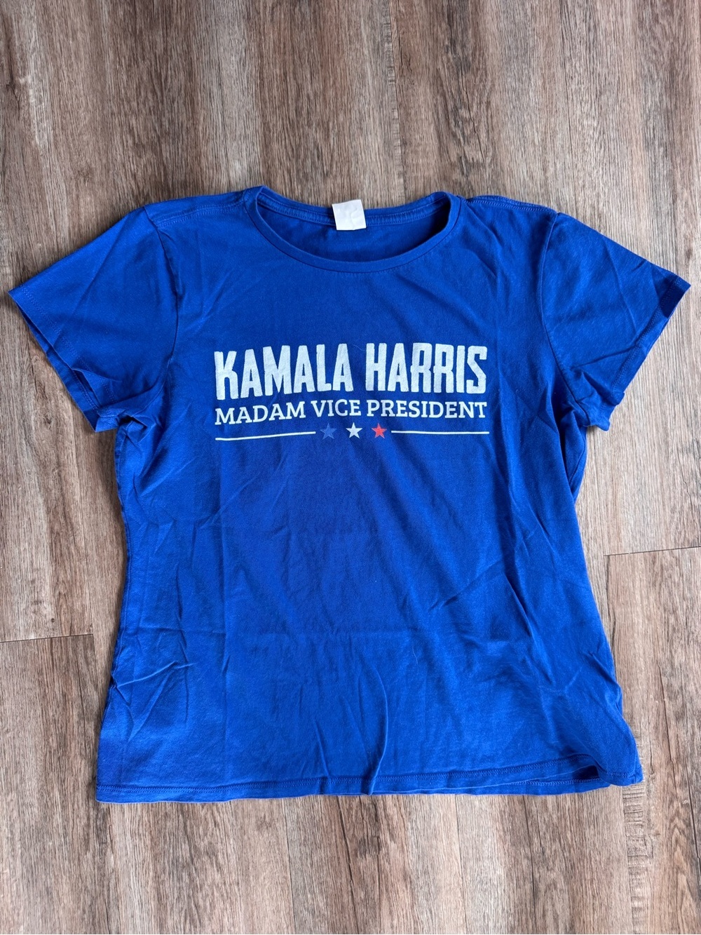Women’s Kamala Harris Madam Vice President T-Shirt - size XL
